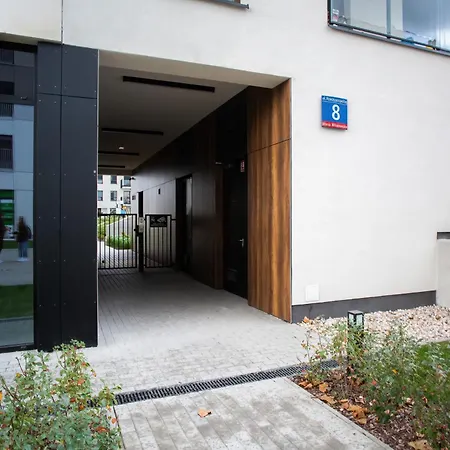 Lux Unique Rzeczypospolitej With Parking By Renters Prestige Warsaw