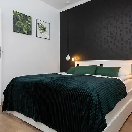 Lux Unique Rzeczypospolitej With Parking By Renters Prestige * Warsaw