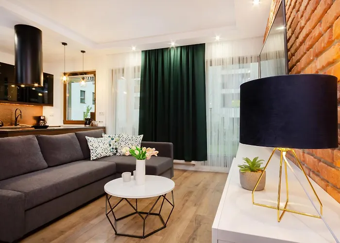 Lux Unique Rzeczypospolitej With Parking By Renters Prestige Apartman Varsó