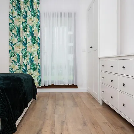 Lux Unique Rzeczypospolitej With Parking By Renters Prestige